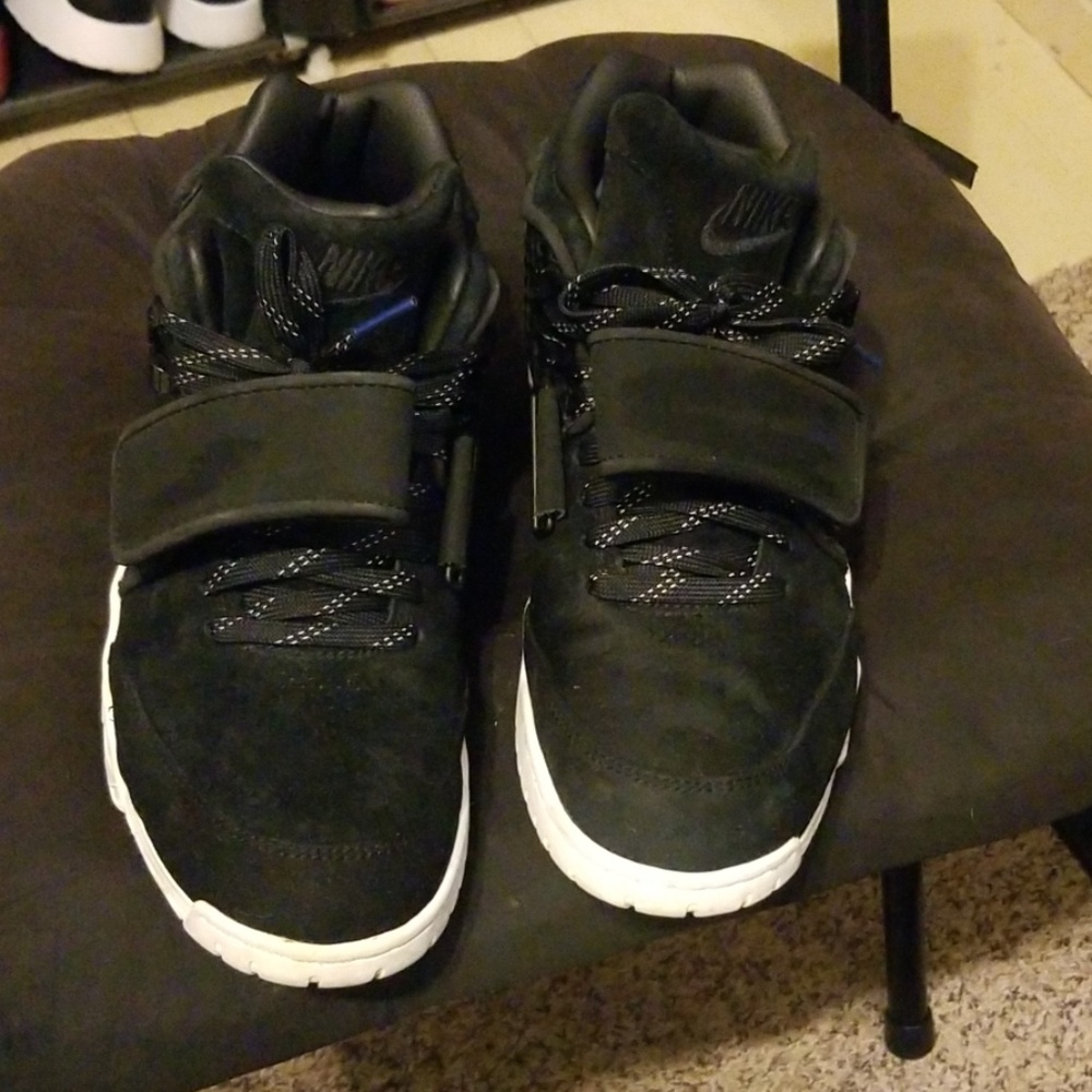 Mens Nike size 8.5